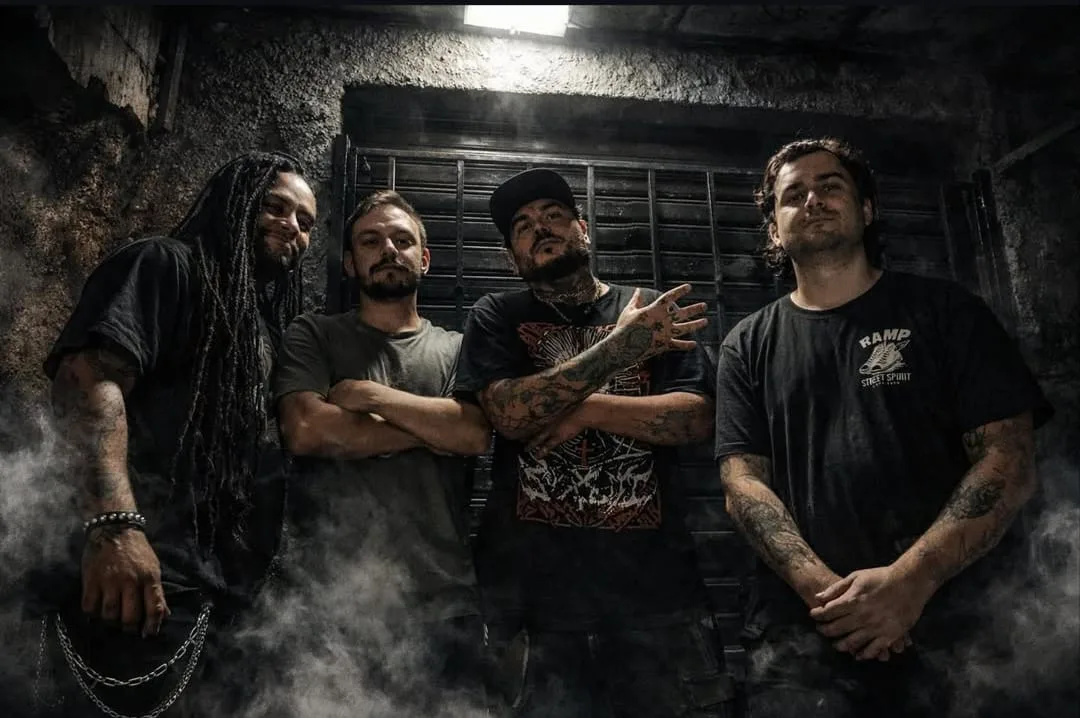 Integrantes da banda GhoN